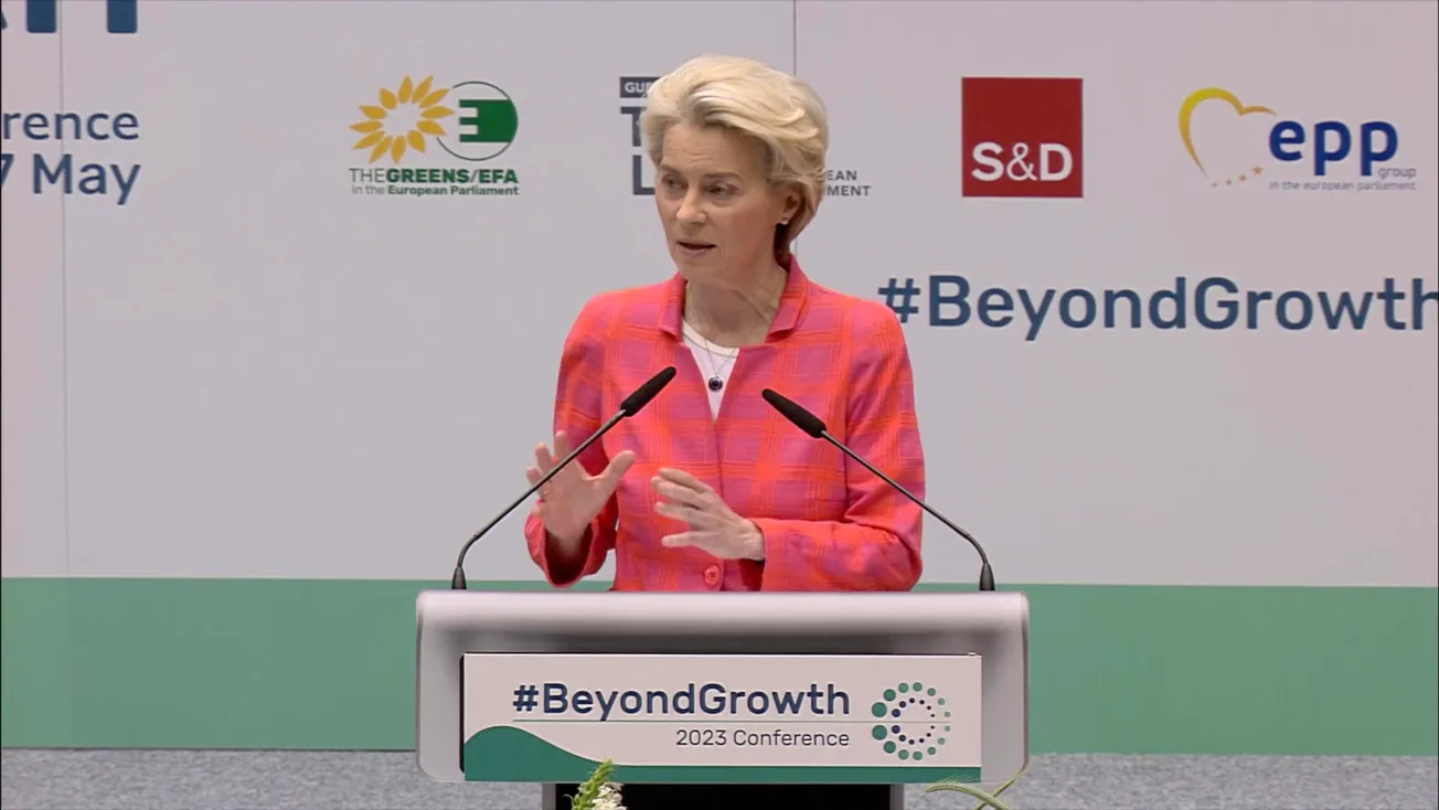 1,500 Tractors Besiege Rome as EU Commission Announces Fake Concession