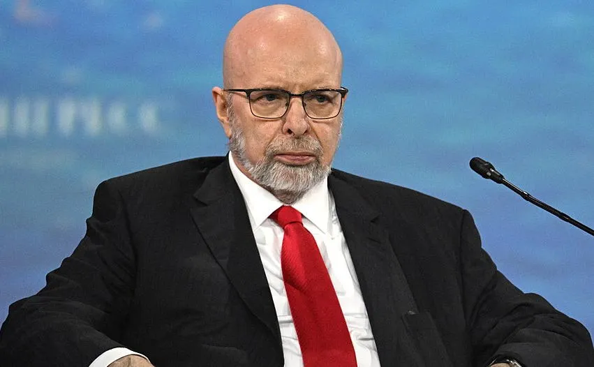 FBI Raids Home of Dimitri Simes, Russian-American Advisor