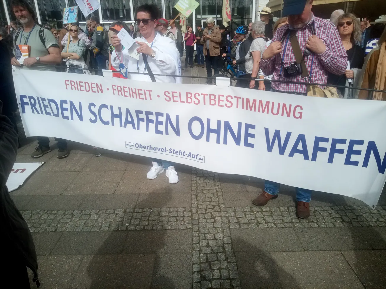 More Calls from German Political Figures for an End to the War in Ukraine