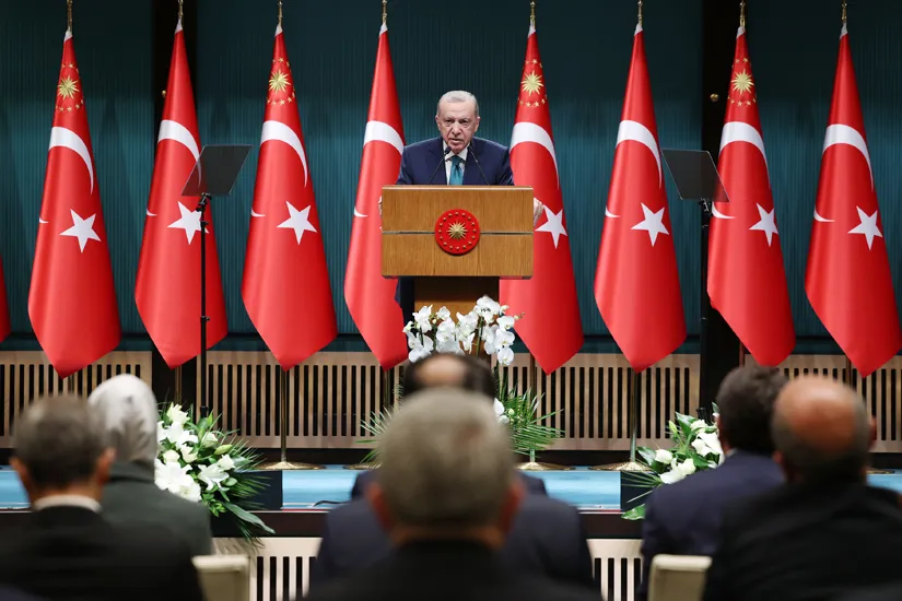 Erdogan Urges UNGA To Adopt Resolution 377 against Israel, as IDF Moves into Lebanon