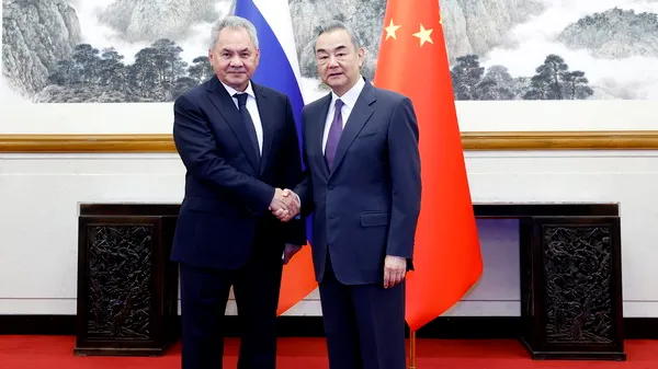 Wang Yi Calls for Closer Russia-China Unity in Complex International Situation