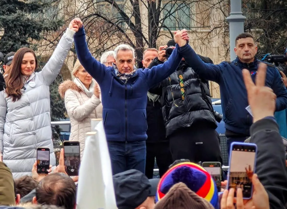 Phony Electoral Campaign and War Preparations Underway in Romania