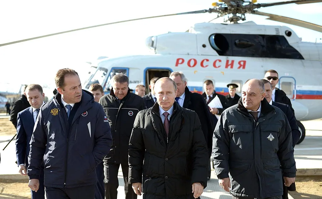 President Putin's Helicopter Became Epicenter of Large Drone Assault on Kursk
