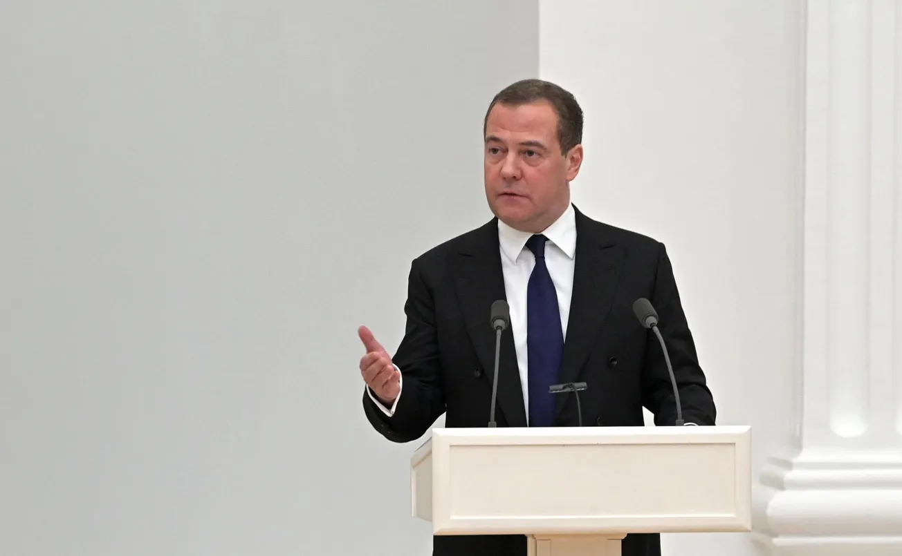 Medvedev's 'Dead Hand' Message to Trump To Forget About 'Decapitation' of Moscow