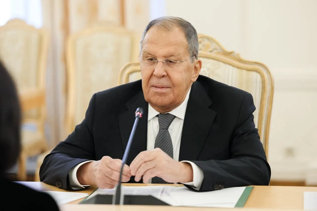 Lavrov Warns of Expansion of Nuclear Armaments in Western Europe