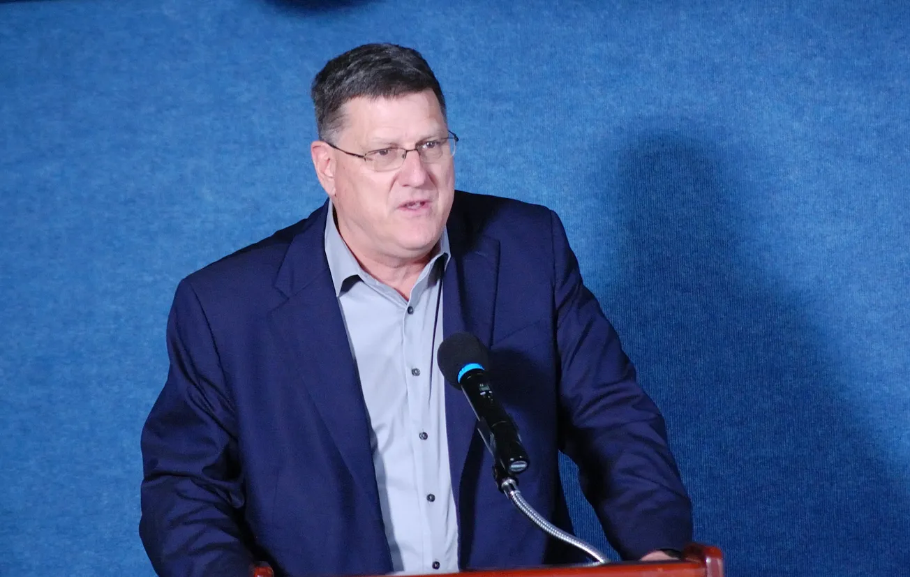 Scott Ritter Warns of ‘The Missiles Of October’